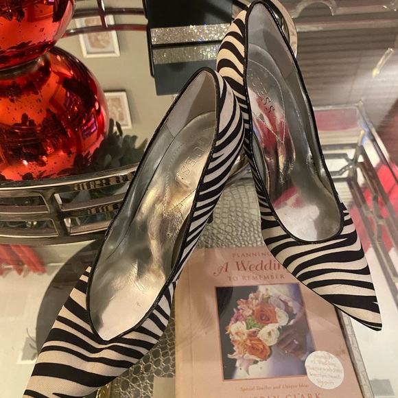 Guess Zebra Print Heels - Picture 4 of 9